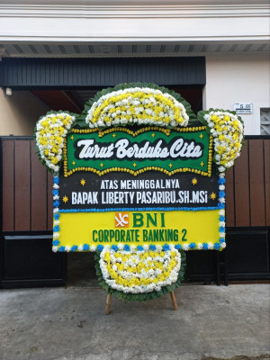 Papan Bunga Duka di Ikua Koto Dibalai