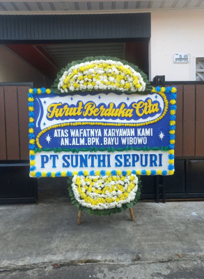 Papan Bunga Duka di Ikua Koto Dibalai